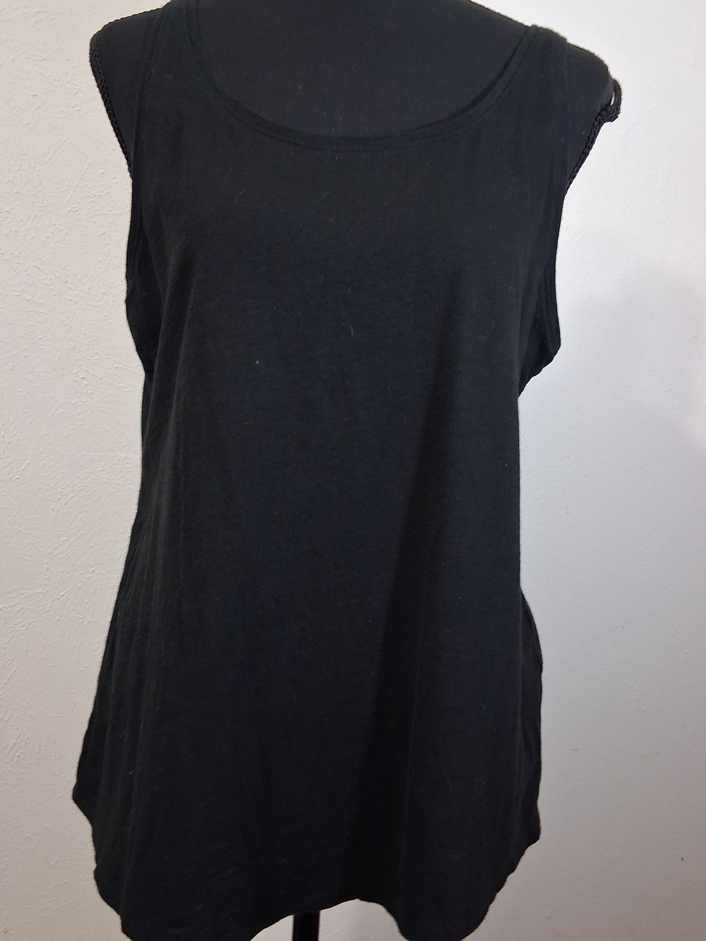 Eileen Fisher Black Organic Cotton Scoop Neck Sleeveless Tank